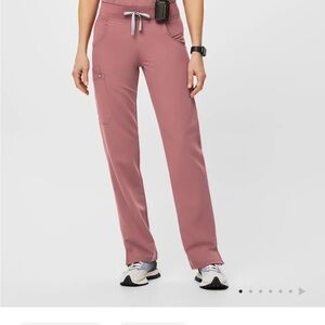 Womens Figs Mauve Scrub pants Medium
